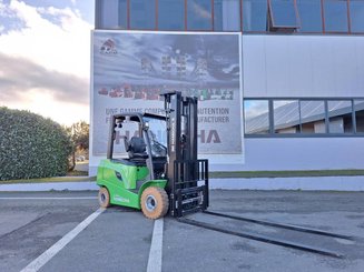 Четырехопорные погрузчики Hangcha AE25-I - 1