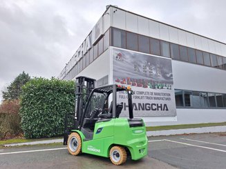 Четырехопорные погрузчики Hangcha AE35-I
