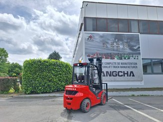 Четырехопорные погрузчики Hangcha XF35D-2 - 7