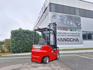 Четырехопорные погрузчики Hangcha A4W25 - 4