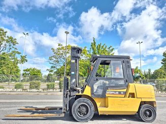 Четырехопорные погрузчики Caterpillar GP50K - 3