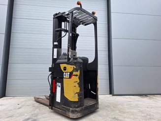 Штабелеры с платформой для оператора Caterpillar NSR20N