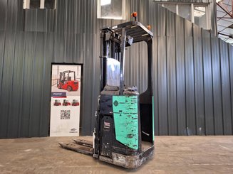 Штабелеры с платформой для оператора Caterpillar NSR16N