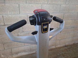 Штабелеры с электроприводом Caterpillar NSP16N2