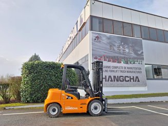 Четырехопорные погрузчики Hangcha XE38i