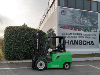 Четырехопорные погрузчики Hangcha AE30-I