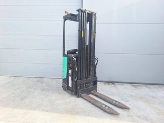 Штабелеры с платформой для оператора Caterpillar NSR16N