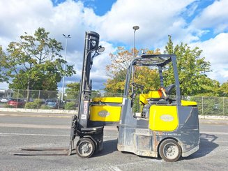 Узкопроходный погрузчик Aisle Master 20SE
