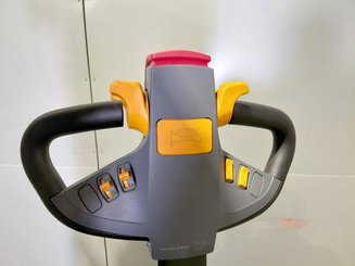 Штабелер с откидной платформой Hangcha CQDB16-AC2S-I - 10