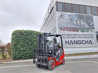 Четырехопорные погрузчики Hangcha XF18G-2