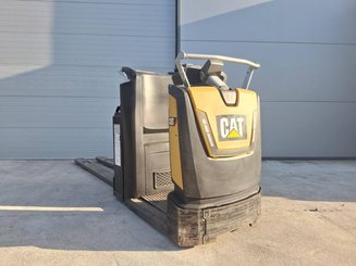 Четырехопорные погрузчики Caterpillar N020NE