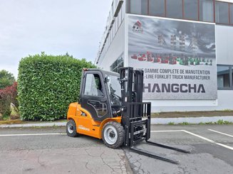 Четырехопорные погрузчики Hangcha XE30i (CPD30-XEY2-SI)