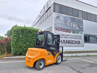 Четырехопорные погрузчики Hangcha XE30i (CPD30-XEY2-SI) - 4