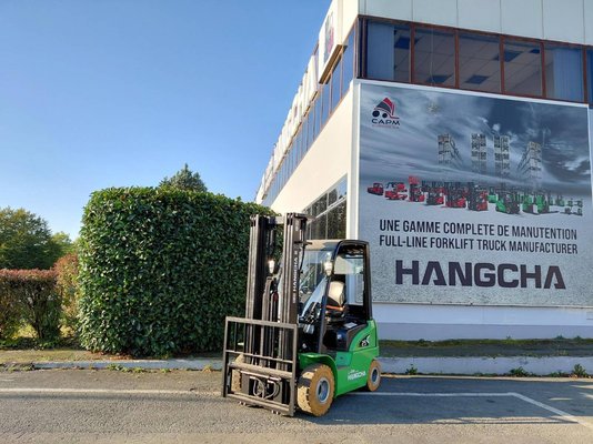 Четырехопорные погрузчики Hangcha XC25i - 1