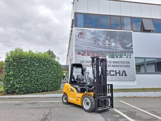 Четырехопорные погрузчики Hangcha XE30i (CPD30-XEY2-SI)