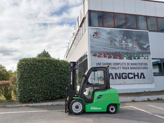 Четырехопорные погрузчики Hangcha AE30-I