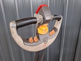 Гидростатический Crown WP3080 - 18