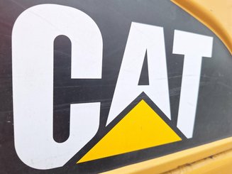 Четырехопорные погрузчики Caterpillar GP25NT - 15