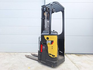 Штабелеры с платформой для оператора Caterpillar NSR12N