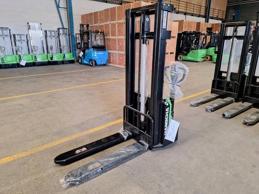 Штабелеры с электроприводом Hangcha CDD12-A2MC2-ISZ - 1