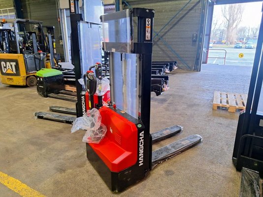 Штабелеры с электроприводом Hangcha CDD12-A2MC2-SZ - 1