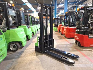 Штабелеры с электроприводом Hangcha CDD15-A2MC2-ISZ - 1