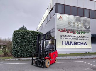 Четырехопорные погрузчики Hangcha AE18