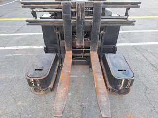 Рич-траки с повышенной маневренностью Caterpillar NRM20K