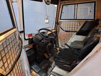 Буксировочного тягача Charlatte T135