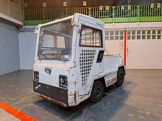 Буксировочного тягача Charlatte T135