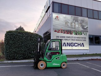 Четырехопорные погрузчики Hangcha XC30i