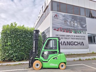 Четырехопорные погрузчики Hangcha XC30i