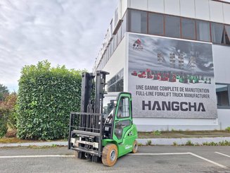 Четырехопорные погрузчики Hangcha XC30i