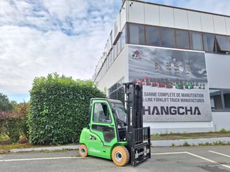 Четырехопорные погрузчики Hangcha XC30i