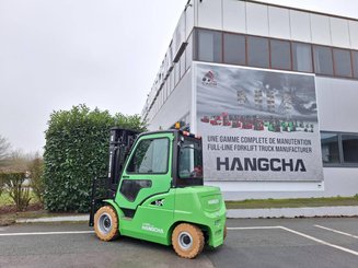 Четырехопорные погрузчики Hangcha XC50i-600
