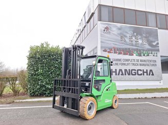 Четырехопорные погрузчики Hangcha XC50i-600