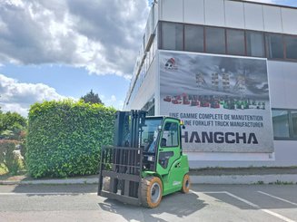 Четырехопорные погрузчики Hangcha XC50i-600
