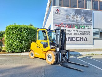 Четырехопорные погрузчики Hangcha XE50i-600 - 1