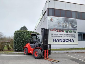 Внедорожный погрузчик Hangcha TT30-4