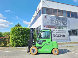 Четырехопорные погрузчики Hangcha XC50i-600