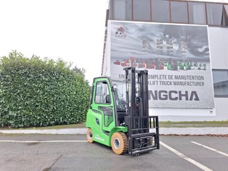 Четырехопорные погрузчики Hangcha AE20Ci