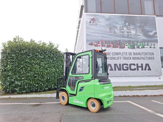 Четырехопорные погрузчики Hangcha AE20Ci