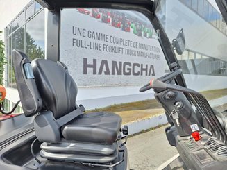Четырехопорные погрузчики Hangcha XF25G-2