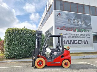 Четырехопорные погрузчики Hangcha XF25G-2