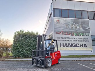Четырехопорные погрузчики Hangcha AE30