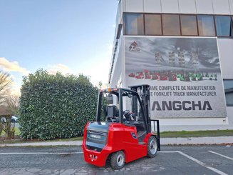 Четырехопорные погрузчики Hangcha AE30