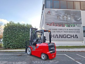 Четырехопорные погрузчики Hangcha AE30