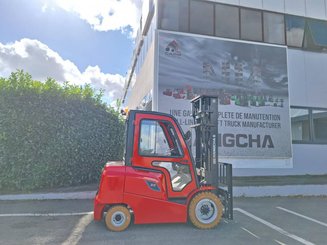 Четырехопорные погрузчики Hangcha AE30