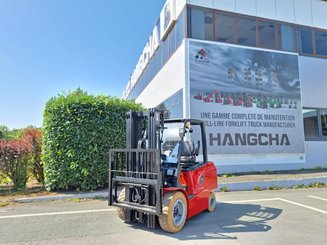 Четырехопорные погрузчики Hangcha AE30