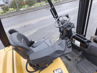 Четырехопорные погрузчики Yale GLP40VX5